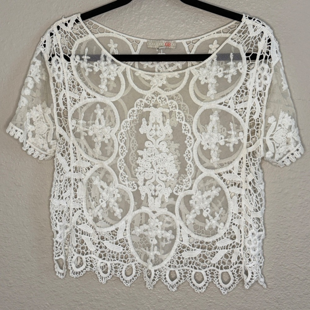 Boho Crochet Festival Sheer Mesh White Lace Crop Top Womens Small Coquette Retro